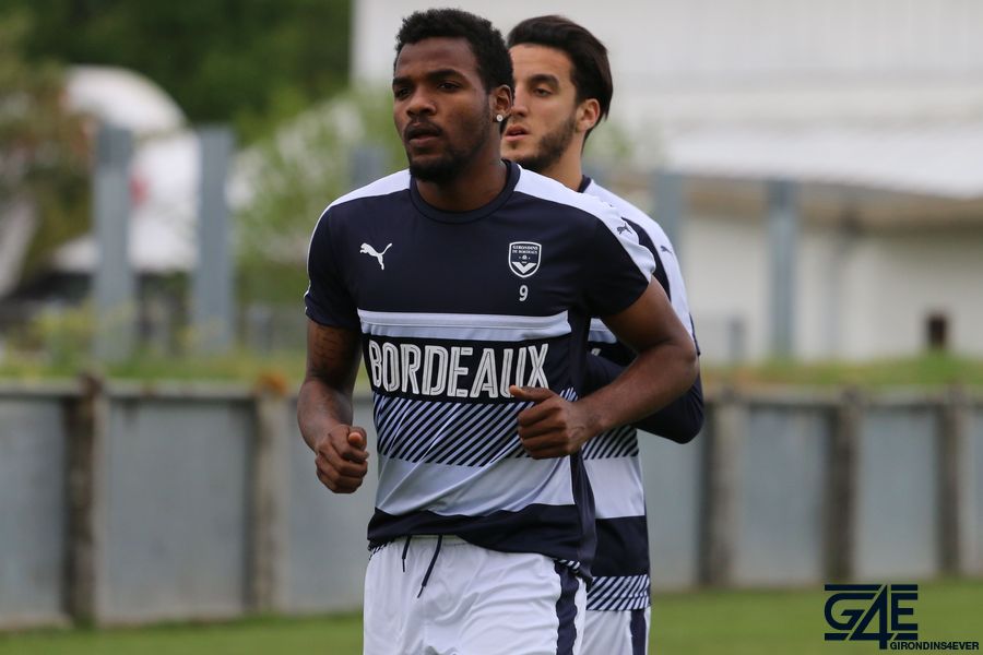 Girondins4ever Aaron Boupendza Pourquoi Avoir Choisi Cd Feirense C Etait Un Choix Sportif Un Choix De Carriere